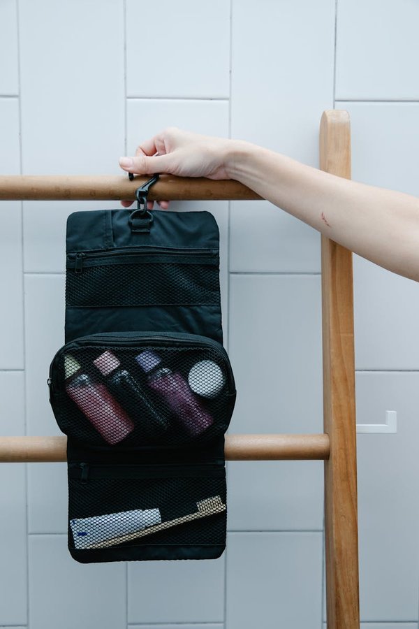 10 astuces pour choisir la trousse de toilette idéale